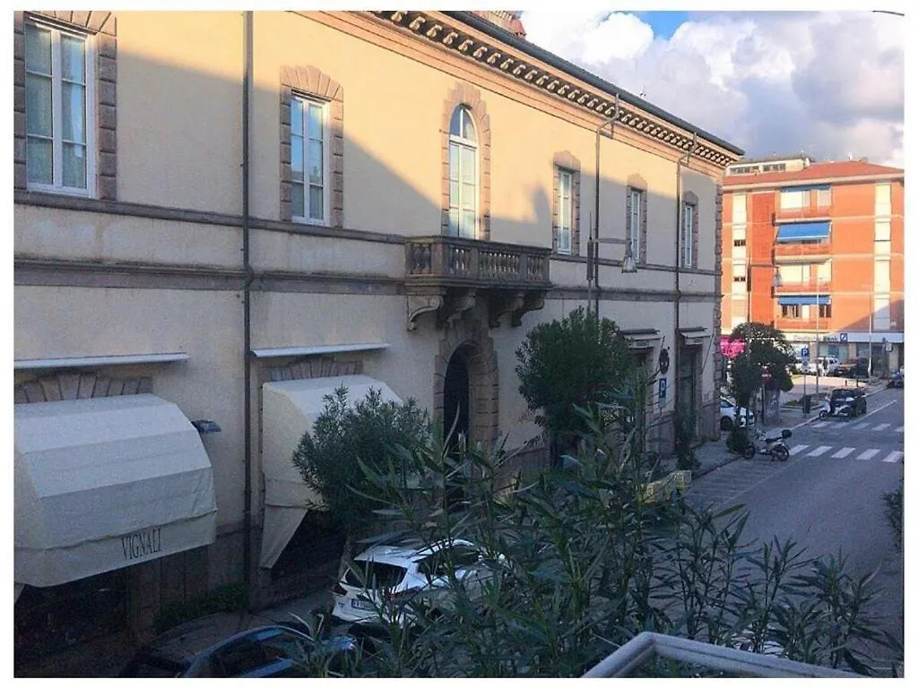 Residenza Felix Comfortable Holiday Residence Viareggio